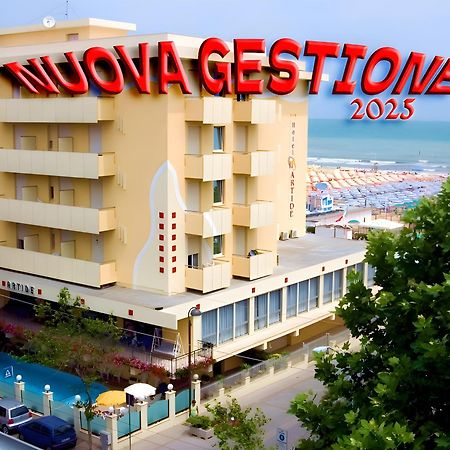 Hotel Artide Римини Экстерьер фото