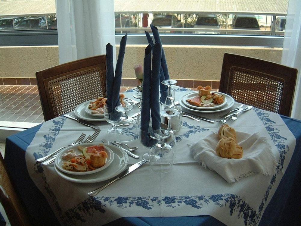 Hotel Artide Римини Экстерьер фото