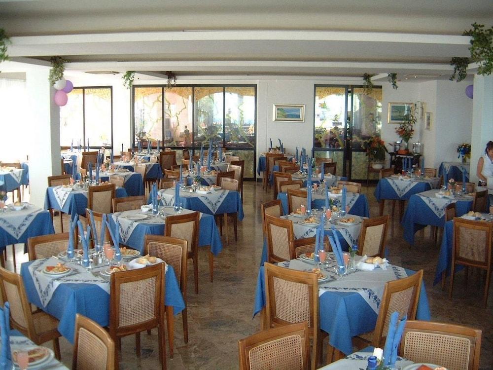 Hotel Artide Римини Экстерьер фото
